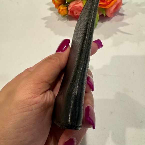 Authentic CHANEL caviar leather key case - Picture 10 of 12